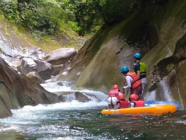 夏の涼風藤河内渓谷 沢登り体験プラン